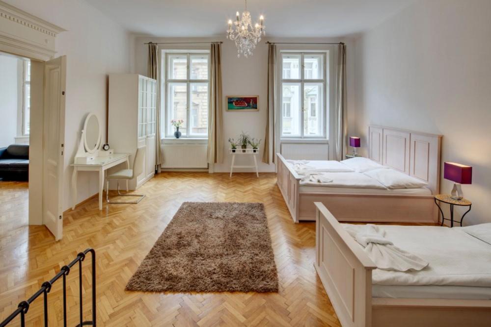 Kaprova - Old Town Apartments — Photos 2